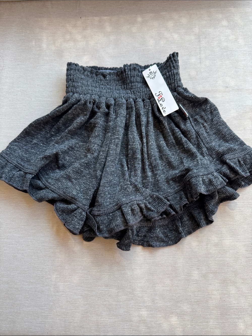 T2love Charcoal Ruffle Knit Skort
